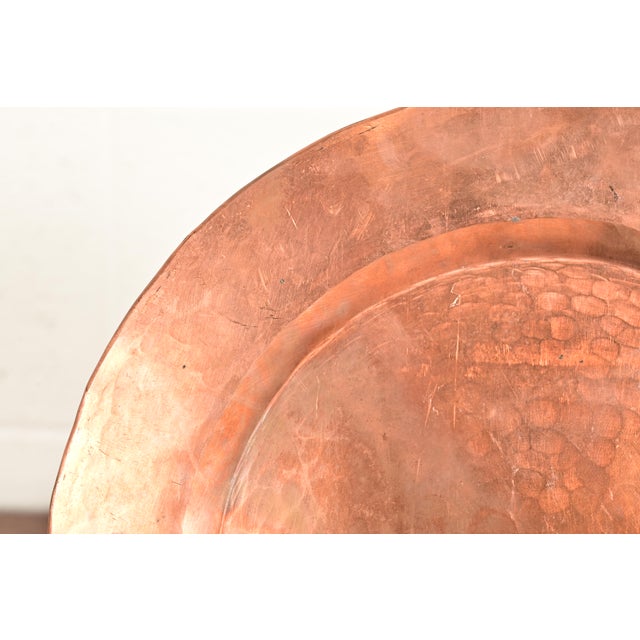 Early 20th Century Roycroft Style Arts & Crafts Hammered Copper Charger Plate or Tray For Sale - Image 5 of 11