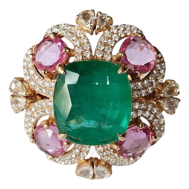 Set in 18k Rose Gold, Emerald, Pink Sapphires & Rose Cut Diamonds Cocktail Ring, Size 6.5 For Sale