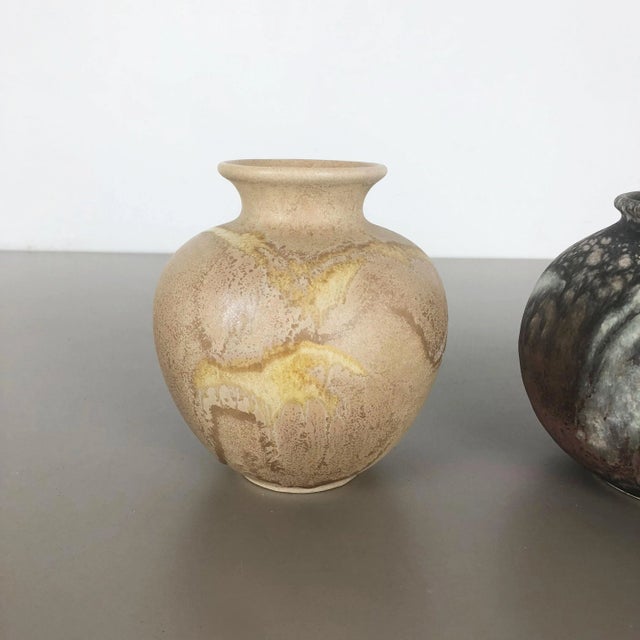Abstract German Fat Lava Pottery Vases from Ruscha, 1960s, Set of 2 For Sale - Image 3 of 17