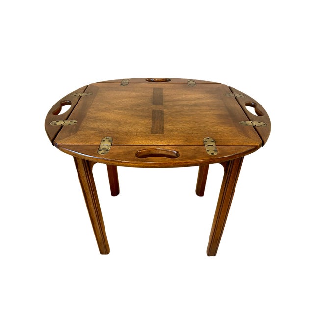 Baker Furniture English Chippendale Campaign Style Butler’s Tray Coffee of Side Table, Circa 1980s A distinguished vintage...