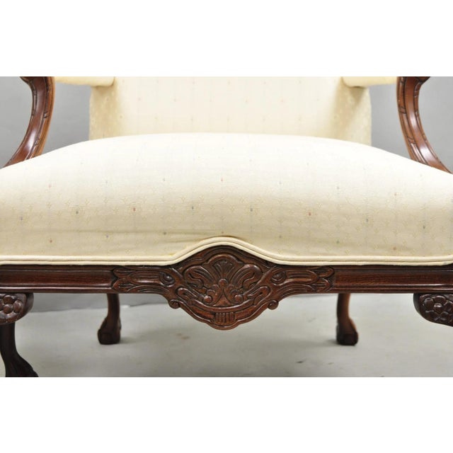Vintage Thomasville Georgian Style Carved Mahogany Lounge Arm Chairs - A Pair For Sale - Image 9 of 16