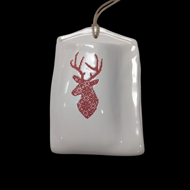 Deer Stag Wall Pockets Hanging Ceramic White Red Christmas Deer Antlers For Sale In San Diego - Image 6 of 9