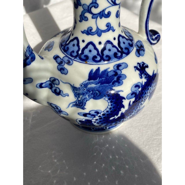 Ceramic Mid 20th Century Blue & White Dragon Ewer With Yongzheng Mark – Tall Lidded Chinese Porcelain Pitcher For Sale - Image 7 of 16