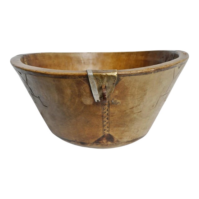 Vintage Rustic African Tuareg Wood Bowl For Sale
