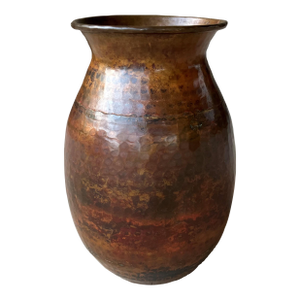 Early 20th-Century Rustic Cramp Seam Traditional Martelage Copper Vessel