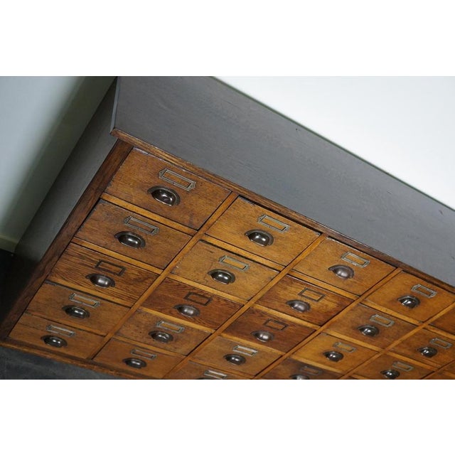 Large German Industrial Oak Apothecary Cabinet or Chest of Drawers, 1930s For Sale - Image 16 of 18