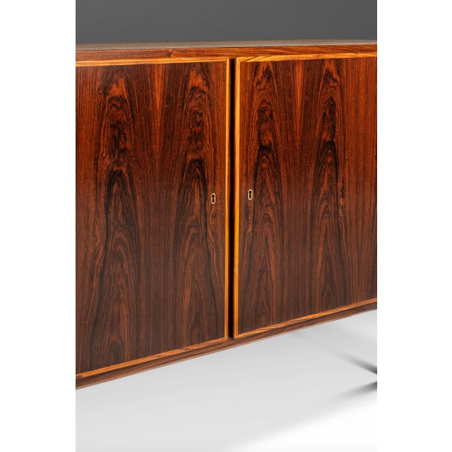 Restored Danish Modern Cabinet / Buffet / Credenza in Rosewood by Carlo Jensen for Hundevad and Co., Denmark, C. 1960s For Sale - Image 10 of 18
