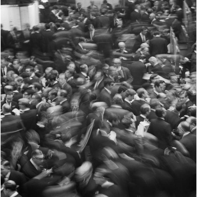 London Stock Exchange The London Stock Exchange during the government's devaluation of the pound sterling, UK, 21st...