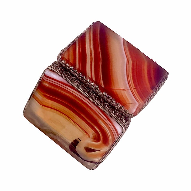Antique Agate Pill Box Circa 1900 For Sale - Image 4 of 4