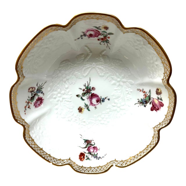 1990s Lenox Mayence Bowl Smithsonian Collection Bowl For Sale