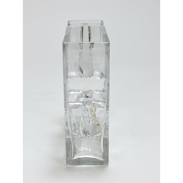 Op Art Ice Glass Vase attributed to Claus Josef Riedel, Austria, 1970s For Sale - Image 9 of 18