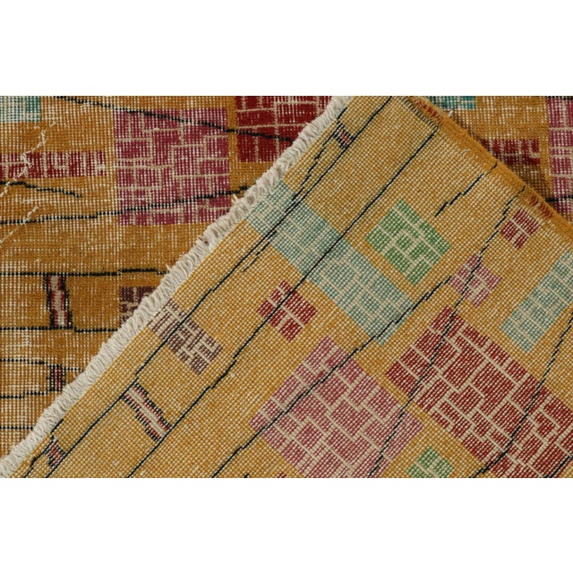 1960s 1960s Vintage Zeki Müren Rug in in Gold, Red, Geometric Pattern by Rug & Kilim For Sale - Image 5 of 5
