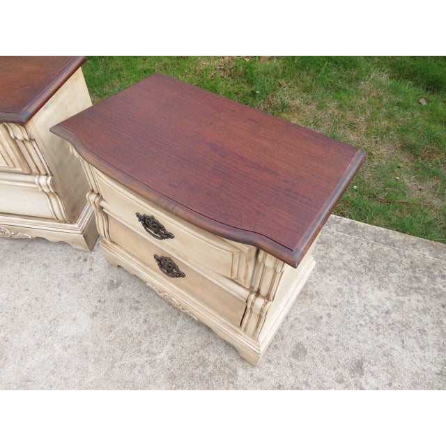 French Provincial Vintage Pair of French Country Nightstands by Stanley Furniture For Sale - Image 3 of 11