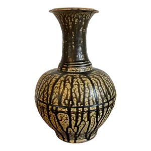 Mid Century Modern American Art Pottery Studio Vase With Spit Drip Glaze