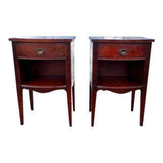 Mid 20th Century Vintage White Furniture Pair Mahogany Nightstands For Sale