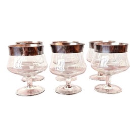 Example of Dorothy Thorpe Glasses