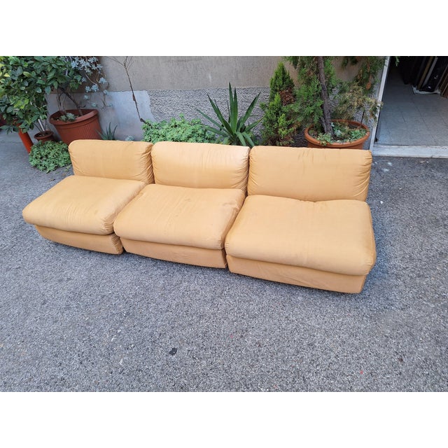 Mario Bellini Amanta Chairs with Black Shell by Mario Bellini for B&B, Set of 3 For Sale - Image 4 of 8