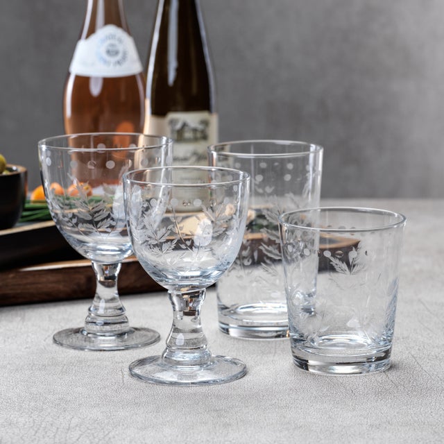 2020s Spring Leaves Cut Design Red Wine Glass - Set of 4 For Sale - Image 5 of 5