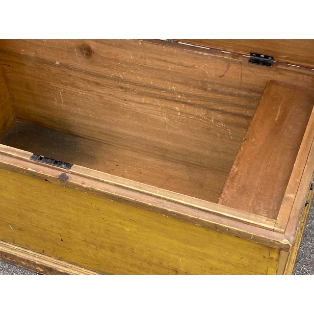 English Pine Trunk or Blanket Chest For Sale - Image 10 of 14