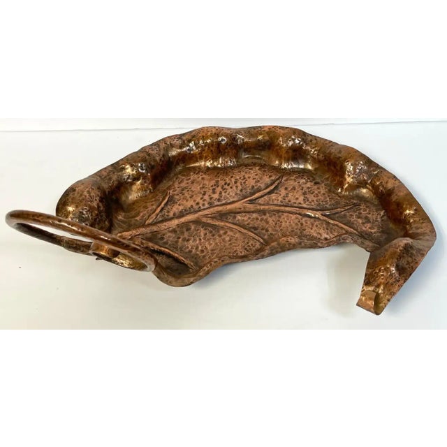 Metal Early 20th Century Austrian Secessionist Hand-Forged Copper Leaf Motif Bowl/Vide-Poche For Sale - Image 7 of 13