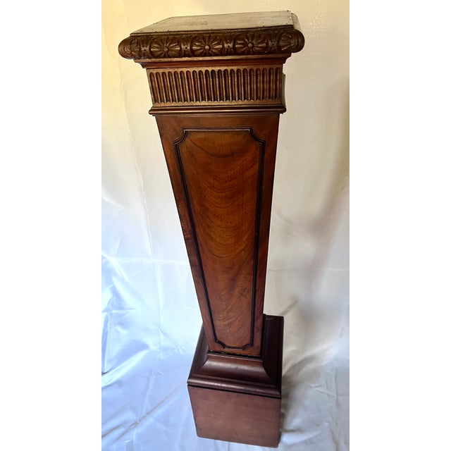 Antique Early 1800s Georgian Style Carved Mahogany Tapered Pedestal Stand For Sale - Image 14 of 18