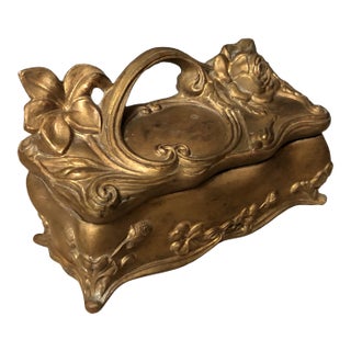 Early 20th Century Art Nouveau Rose Box For Sale