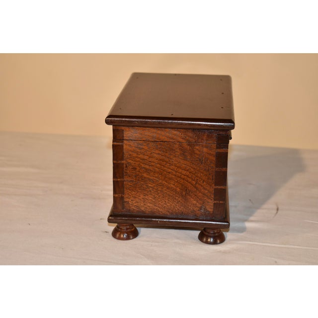 Early 19th Century English Walnut Box For Sale In Greensboro - Image 6 of 9