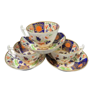 Early 20th Century English Imari Crab Pattern Tea Cups and Saucers Set- 6 Pieces