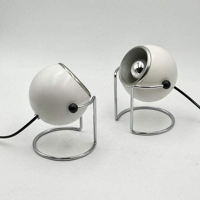 Italian Targetti Sankey Eyeball Lamps in White and Chrome, 1970s, Set of 2 For Sale - Image 6 of 16