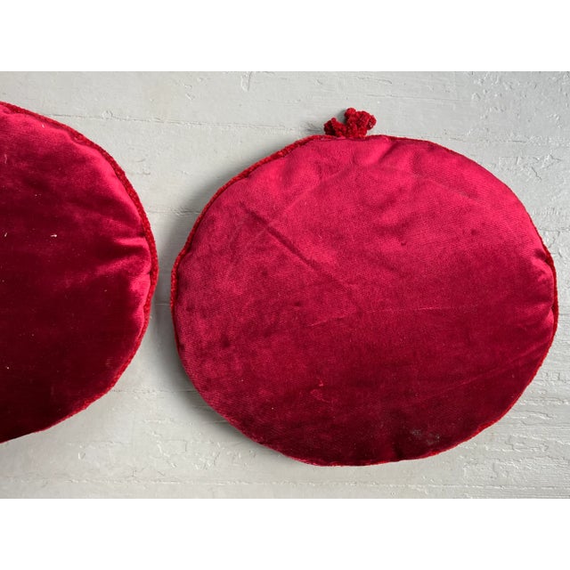 Textile Antique Early 20th Century French Empire Neoclassical Round Woven Flower Head Seat Cushions or Pillows With Velvet Backs - a Pair For Sale - Image 7 of 12