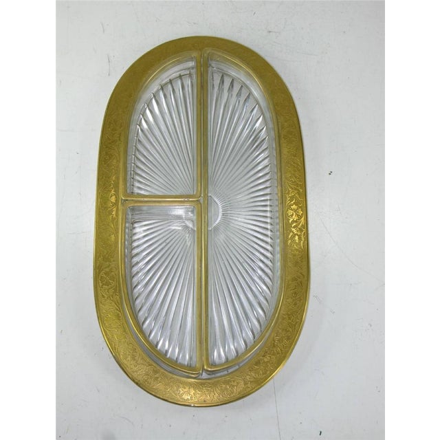 Mid-Century Modern 1950s Ovel Racetrack Style Divided Tray 3 Serving Inserts Vintage Pressed Glass Gold Racetrack Style For Sale - Image 3 of 12