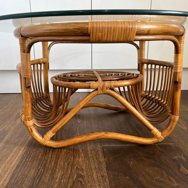 Vintage MCM Rattan Coffee Table 30" Round Glass Top Franco Albini Style Boho For Sale - Image 6 of 12