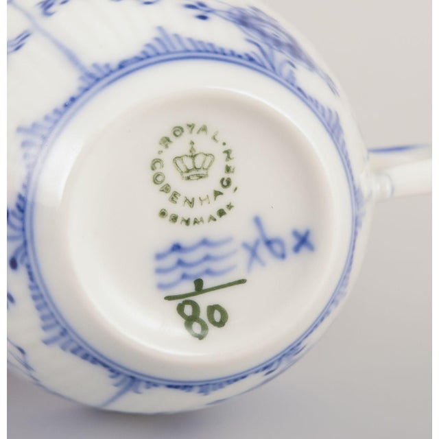 Coffee Cups with Saucers from Royal Copenhagen, 1960s, Set of 8 For Sale - Image 4 of 7