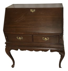 Example of Ethan Allen Desks