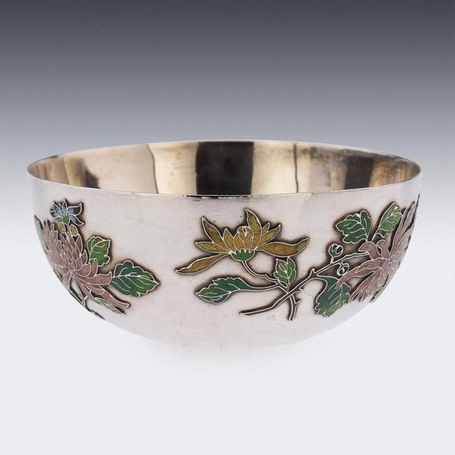 19th Century Chinese Export Solid Silver & Enamel Bowl by Wang Hing, 1890s For Sale - Image 5 of 18