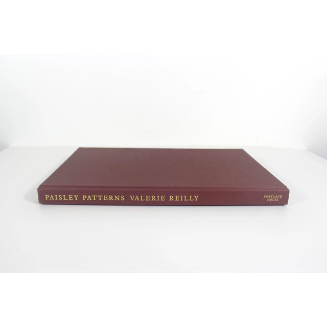 English Vintage Paisley Patterns a Design Source Book Hardcover 1989 For Sale - Image 3 of 12