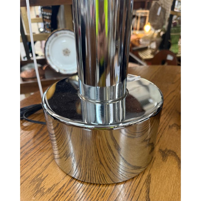 Mid-Century Modern Vintage Mid-Century Modern Robert Sonneman for Laurel Chrome & Aluminum Mushroom Lamp For Sale - Image 3 of 9