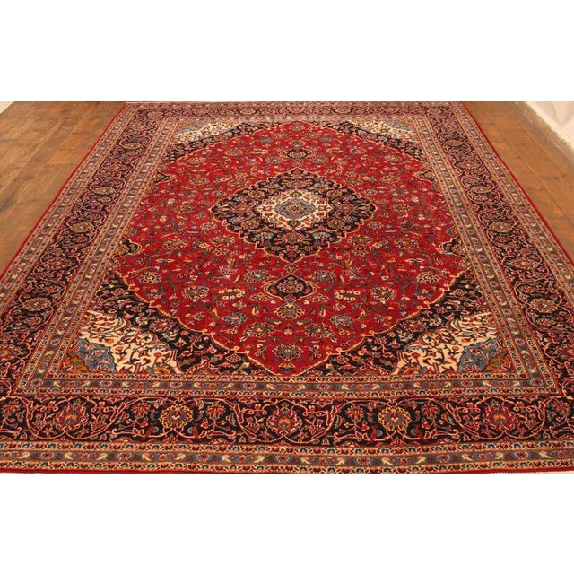 Hand-Knotted Middle Eastern Rug with Plant Dyes For Sale - Image 6 of 11