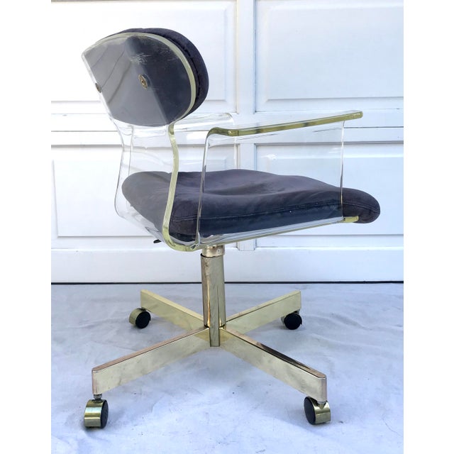 1960s Molded Lucite and Brass Kagan Style Desk Chair For Sale - Image 10 of 12
