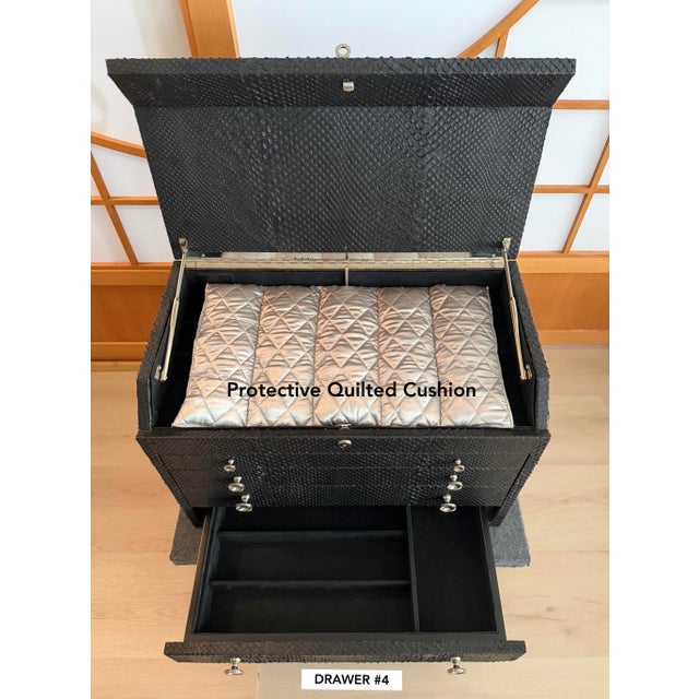 Elisabeth Weinstock Large Black Bespoke Snakeskin 4-Drawer Luxury Jewelry Chest / Case - Rare For Sale - Image 14 of 16