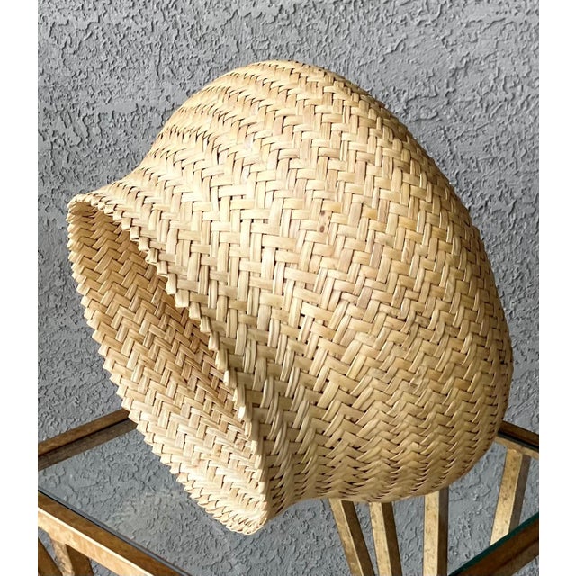 Late 20th-Century Nicely-Sized Tarahumara Handwoven Sotol Leaf Cachepot, Mexico For Sale - Image 12 of 18