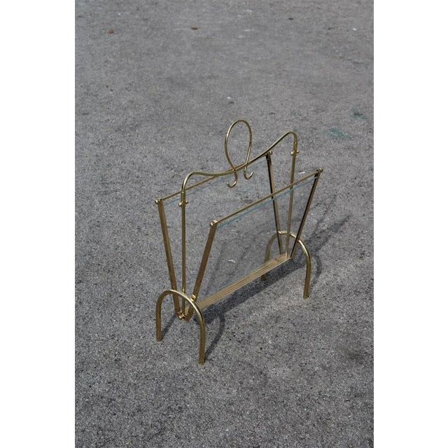 Metal Italian Brass Magazine Rack with Transparent Glass, 1950s For Sale - Image 7 of 8