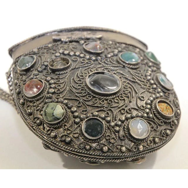 Vintage Sajai Metal and Agate Scroll Box Coin Purse, Handmade in India For Sale - Image 9 of 12