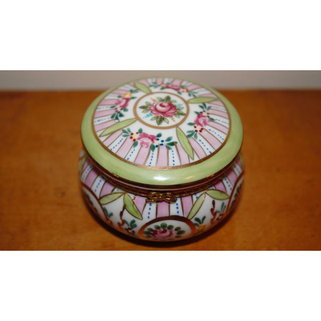 Limoges, France Vintage Limoges Round Porcelain China Box With Floral Design For Sale - Image 4 of 18