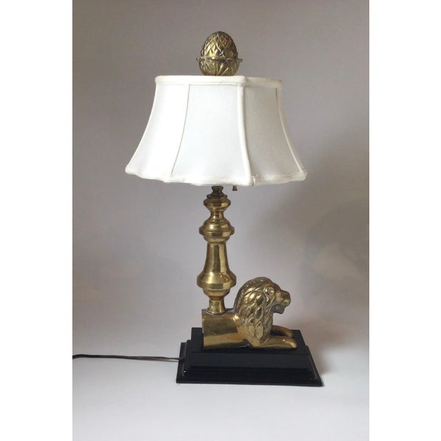 Mid 20th Century Mid 20th Century Cast Brass Lion Motif Table Lamps With Scalloped Silk Shades, Acorn Finial - A Pair For Sale - Image 5 of 8