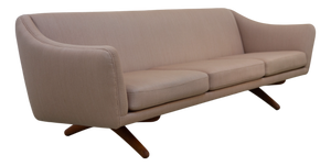 Mid-Century Danish ML-140 3-Seater Sofa from Illum Wikkelsø, 1960s