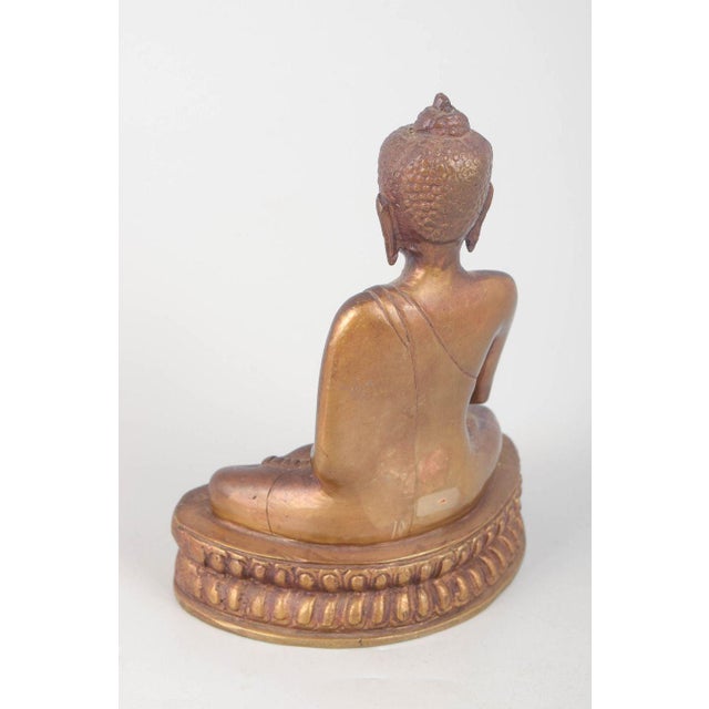 19th Century Seated Buddha Figure in Bronze with Classical Meditative Pose For Sale - Image 3 of 5