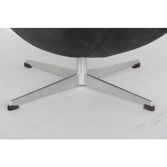 Egg by Arne Jacobsen for Fritz Hansen, 1950s For Sale - Image 9 of 10