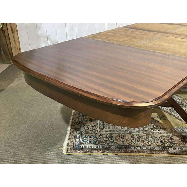 Art Nouveau Mahogany Dining Table in the style of Gustave Serrurier Bovy For Sale - Image 14 of 18