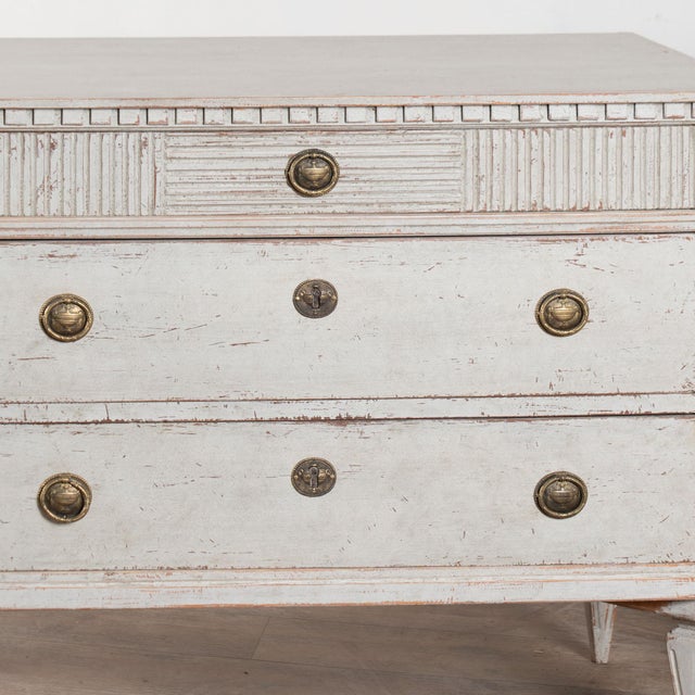 White Pair, 19th Century Painted Gustavian Chest of Drawers or Nightstands For Sale - Image 8 of 12